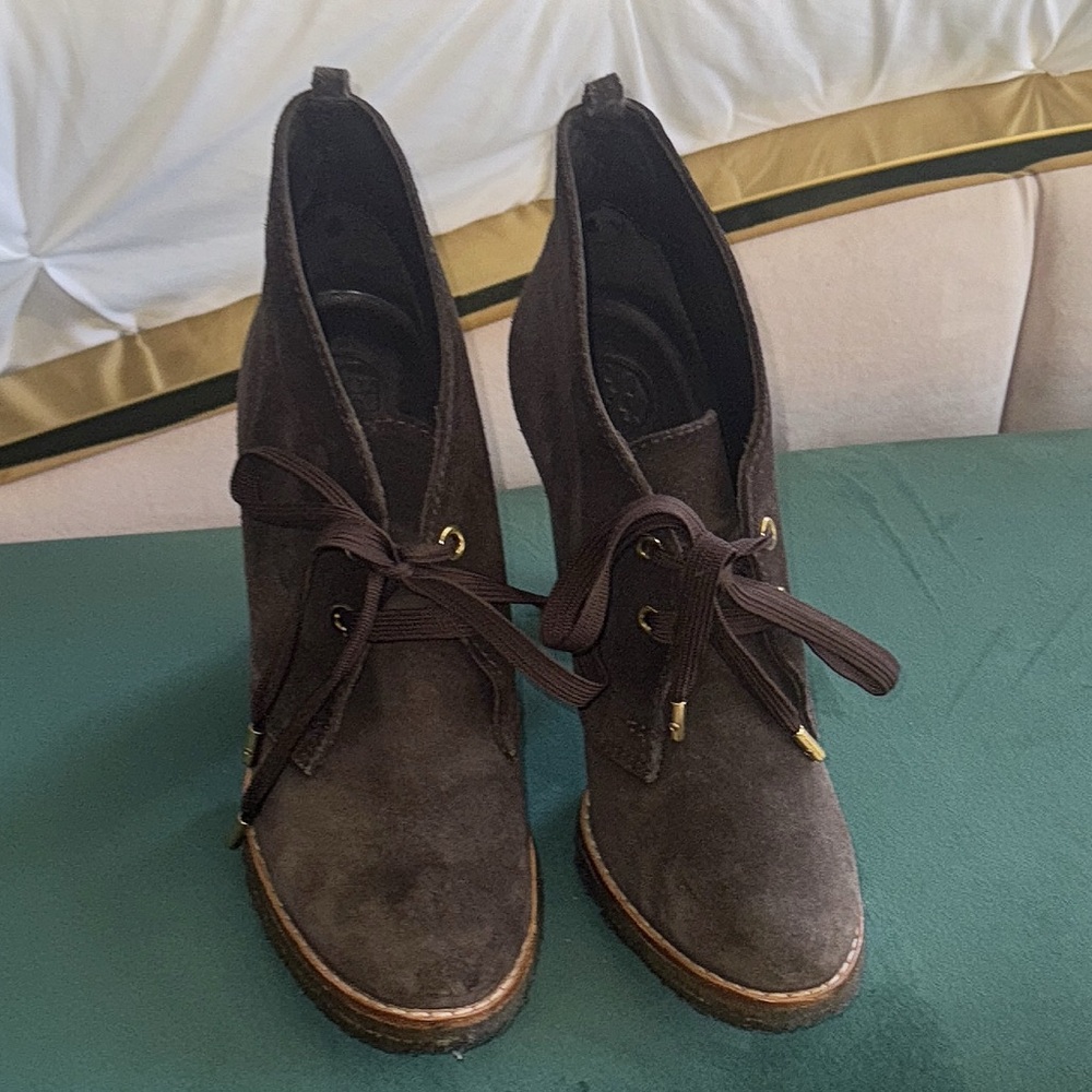 Tory Burch Hilary Brown Suede Ankle Boots - Size 10